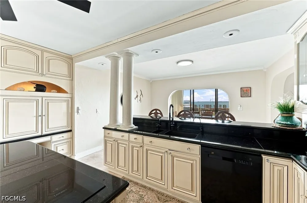 Virginia Avenue #101 Fort Myers, FL 33901