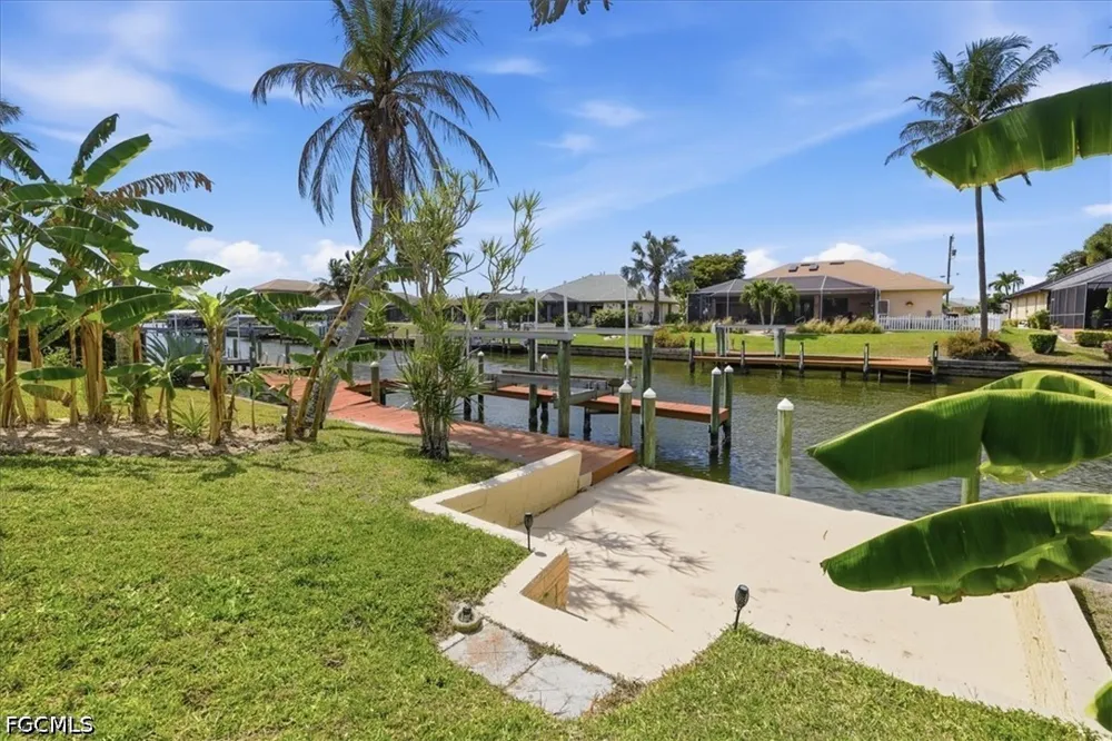 SE 2nd Avenue Cape Coral, FL 33904