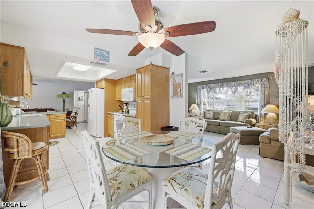 SE 2nd Avenue Cape Coral, FL 33904