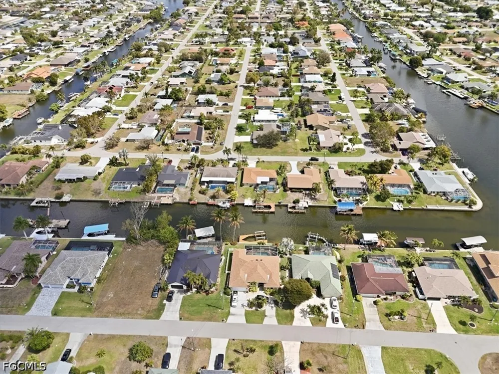 SE 2nd Avenue Cape Coral, FL 33904