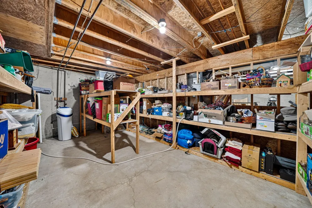61519 Neaman Road Constantine, MI 49042