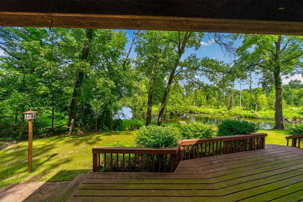61519 Neaman Road Constantine, MI 49042