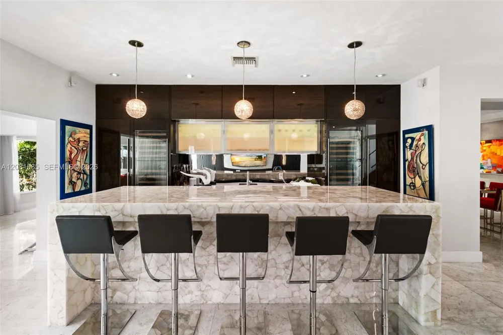 6944 Sunrise Ter Coral Gables, FL 33133