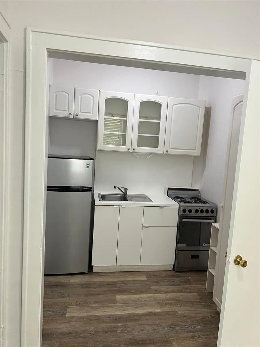 102 MENORES AVENUE #7 Coral Gables, FL 33134