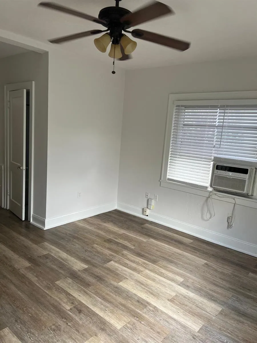 102 MENORES AVENUE #7 Coral Gables, FL 33134