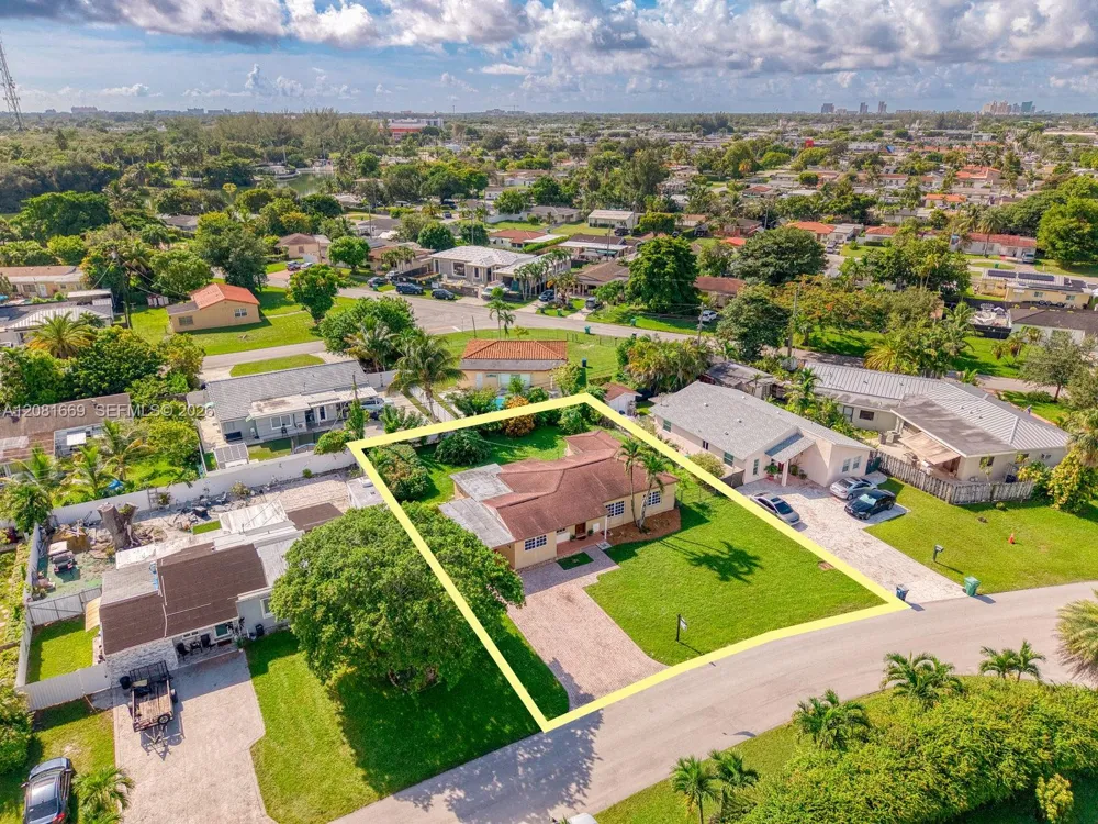 3435 SW 73rd Ave Rd Miami, FL 33155