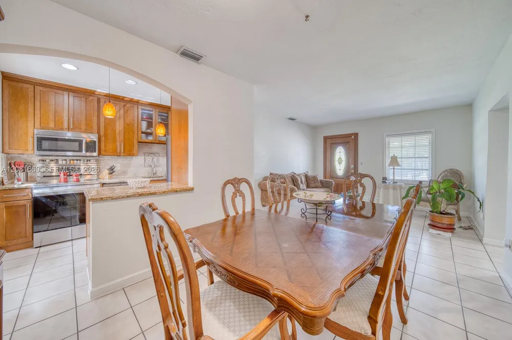 3435 SW 73rd Ave Rd Miami, FL 33155