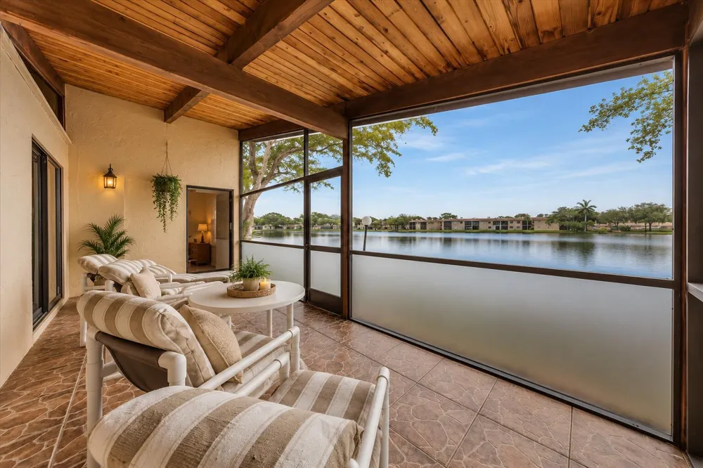 412 BRIARWOOD CIRCLE #412 Hollywood, FL 33024