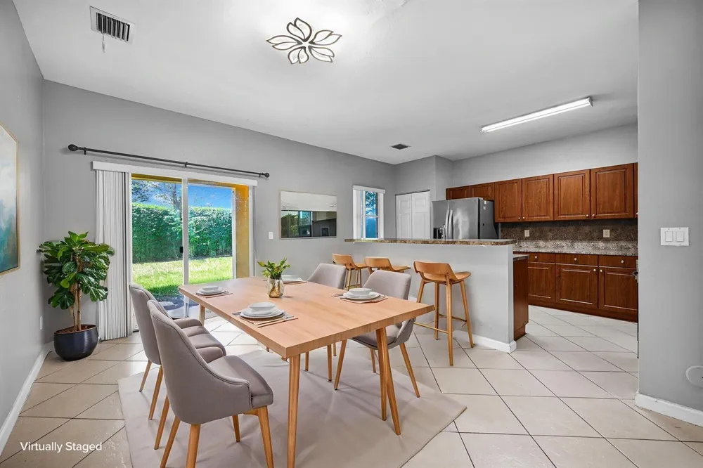 603 W SANTA CATALINA CIRCLE #603 North Lauderdale, FL 33068