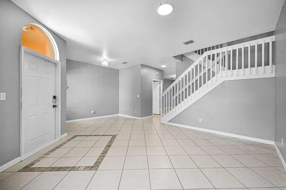 603 W SANTA CATALINA CIRCLE #603 North Lauderdale, FL 33068