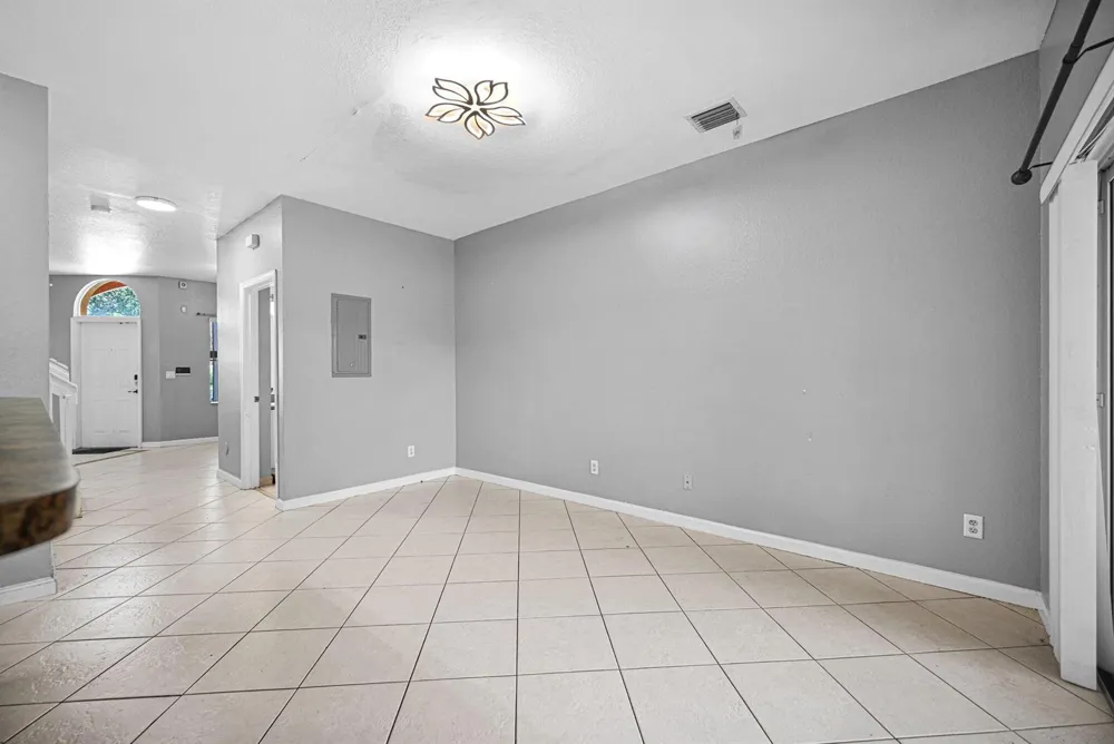 603 W SANTA CATALINA CIRCLE #603 North Lauderdale, FL 33068