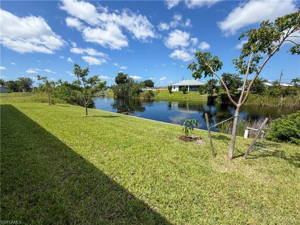2102 NW 6th Place Cape Coral, FL 33993