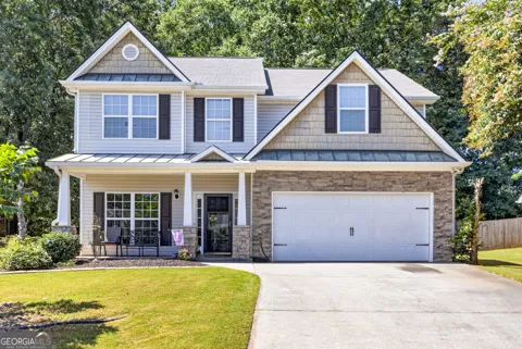 35 Amherst DR