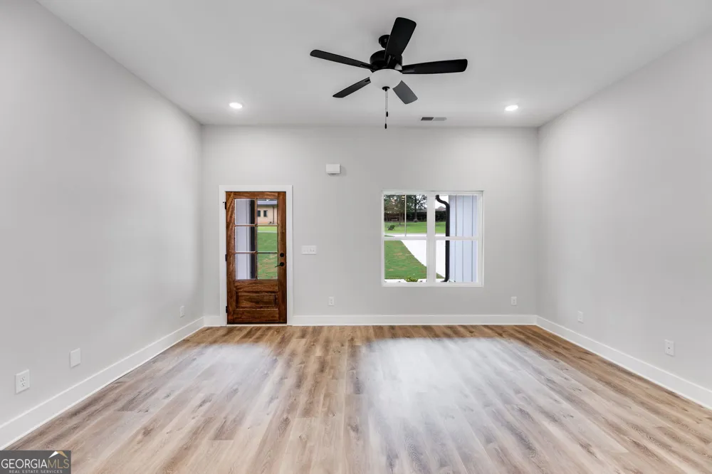 310 Colonial DR Carrollton, GA 30117