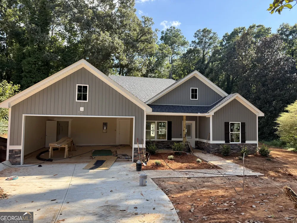 310 Colonial DR Carrollton, GA 30117