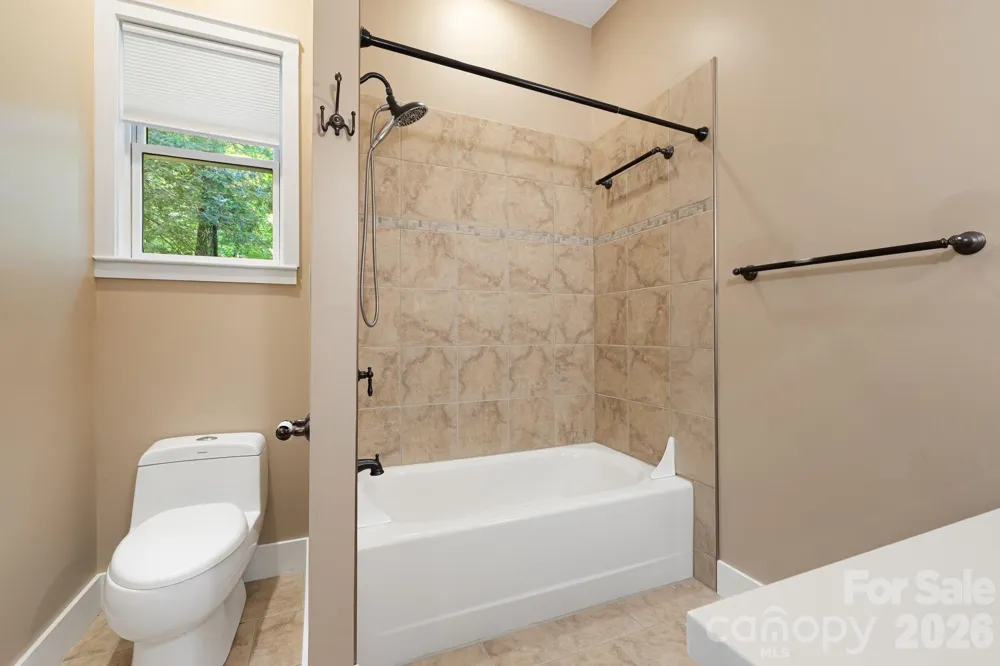 22 Wild Violet Lane Arden, NC 28704