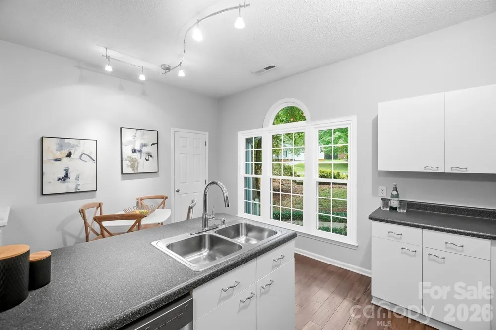 2819 Cedar Chase Drive Matthews, NC 28105