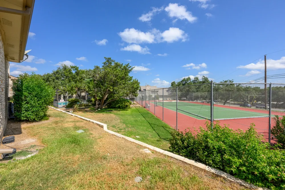 2201 Lakeway Boulevard #39 Lakeway, TX 78734