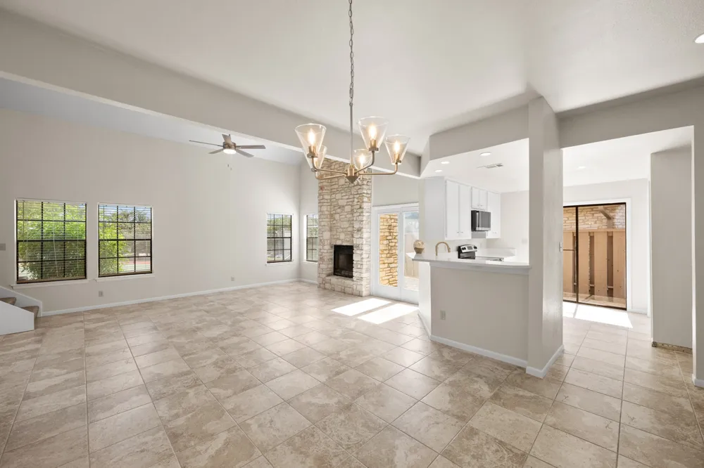 2201 Lakeway Boulevard #39 Lakeway, TX 78734