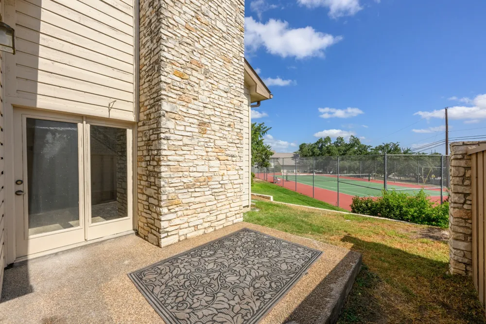 2201 Lakeway Boulevard #39 Lakeway, TX 78734