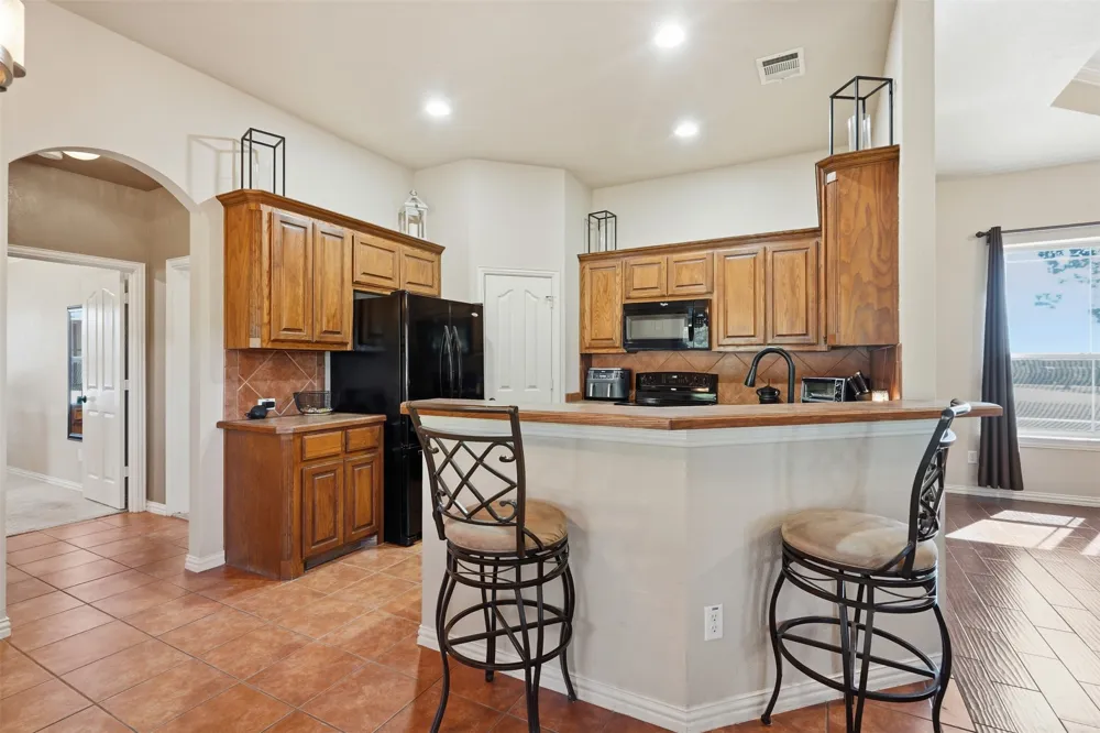 201 Casey Court Springtown, TX 76082