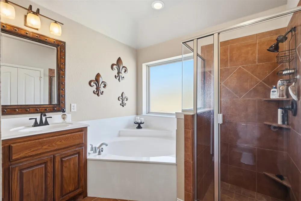 201 Casey Court Springtown, TX 76082