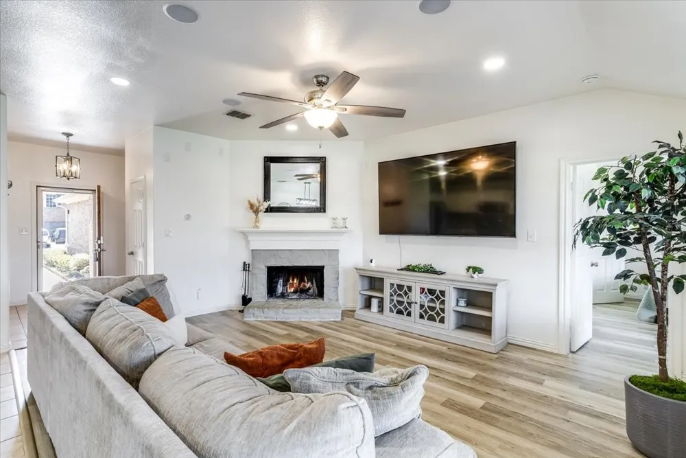 308 Long Prairie Drive Forney, TX 75126