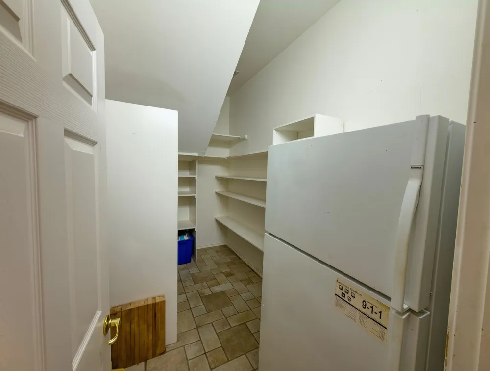702 Pintail Court Granbury, TX 76049
