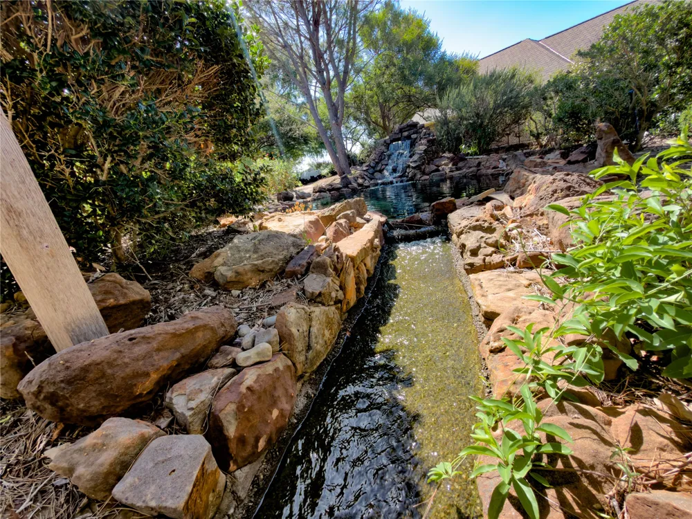 702 Pintail Court Granbury, TX 76049