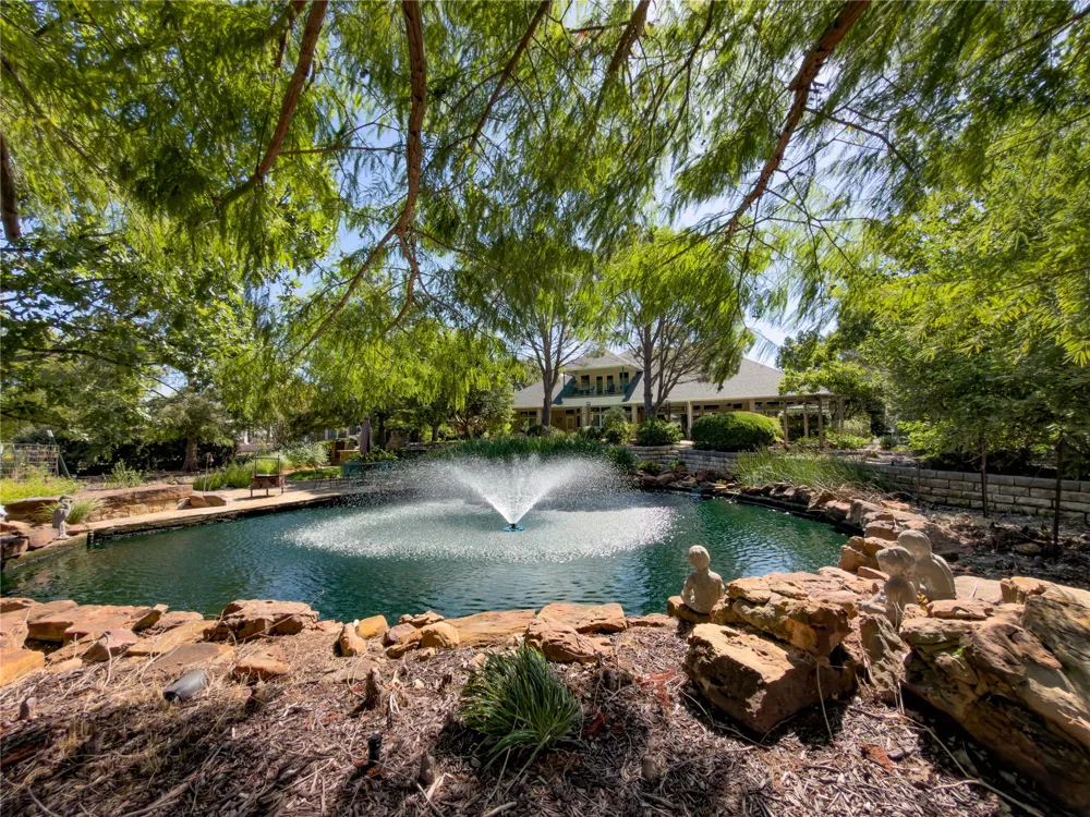 702 Pintail Court Granbury, TX 76049