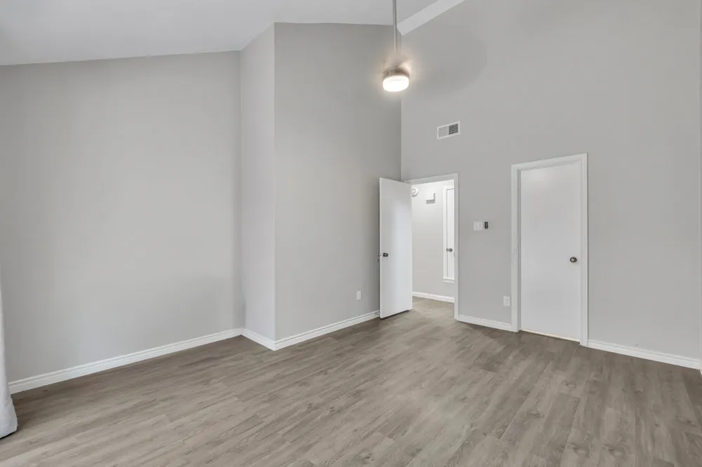 2422 Libra Drive Garland, TX 75044