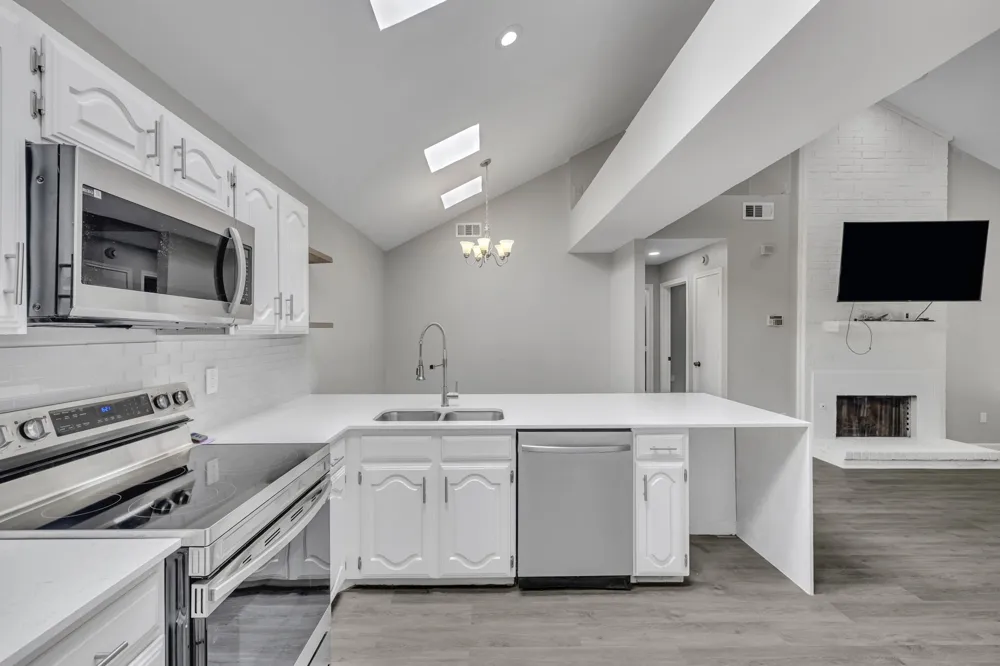 2422 Libra Drive Garland, TX 75044