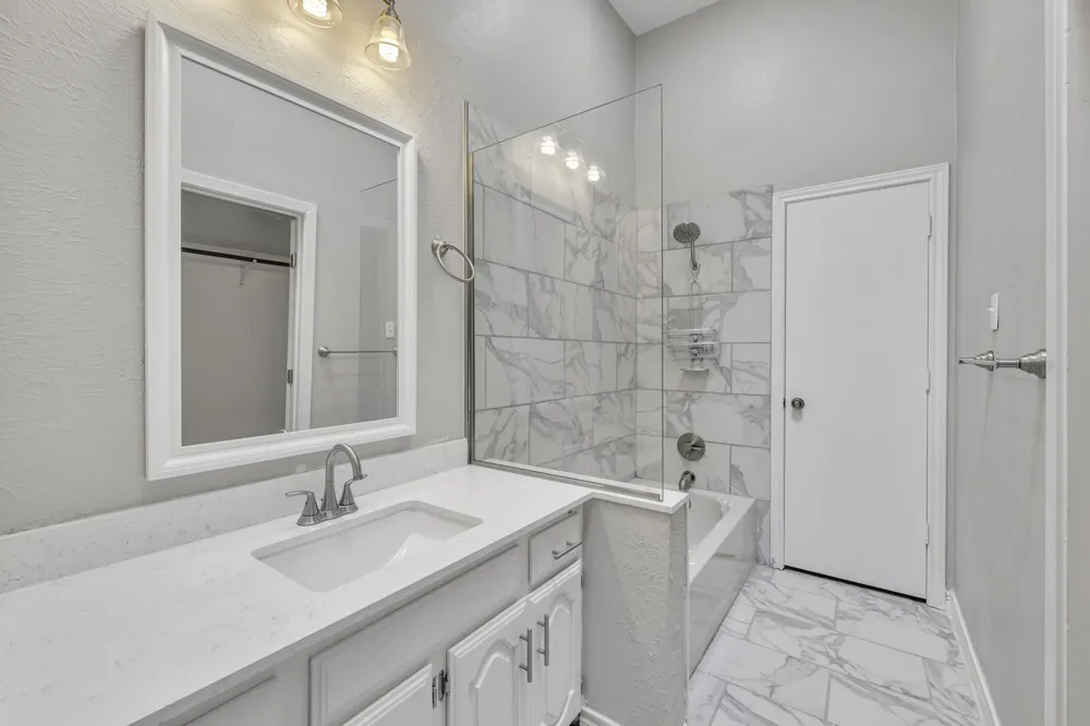 2422 Libra Drive Garland, TX 75044