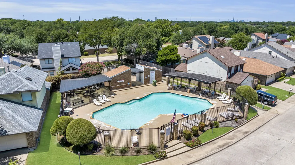 2422 Libra Drive Garland, TX 75044