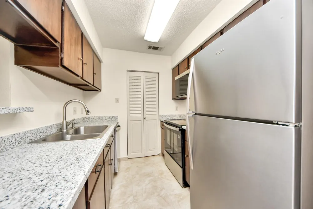 9433 Pagewood Ln Houston, TX 77063