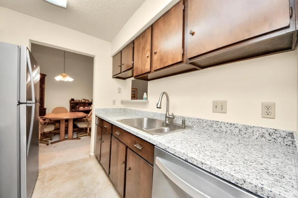 9433 Pagewood Ln Houston, TX 77063