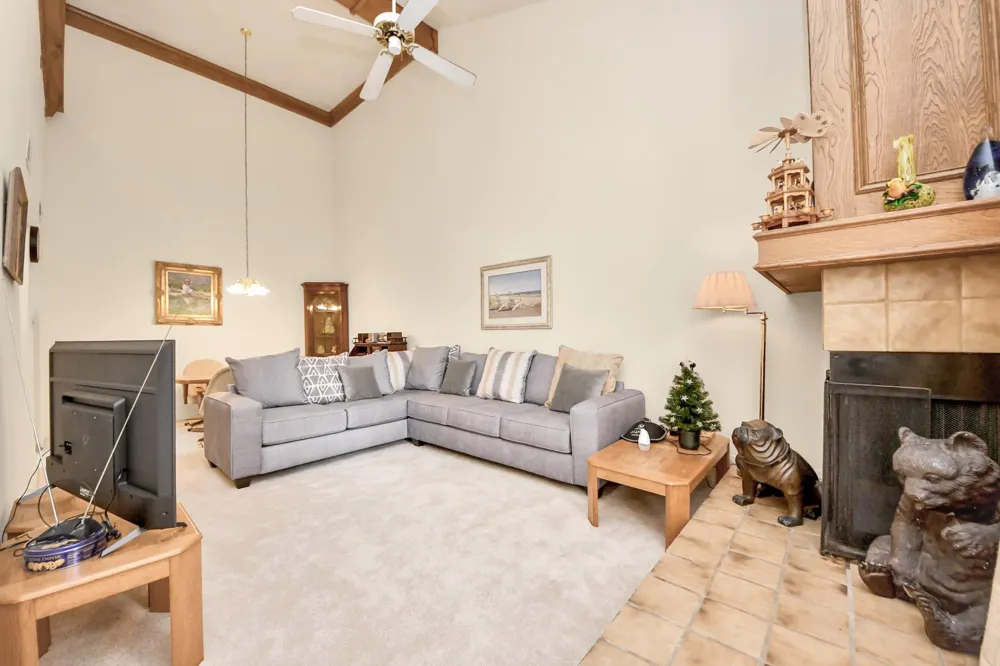9433 Pagewood Ln Houston, TX 77063