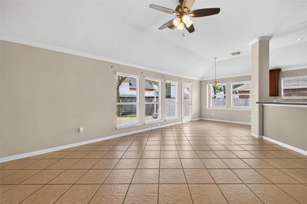 2105 Nassau Drive Seabrook, TX 77586