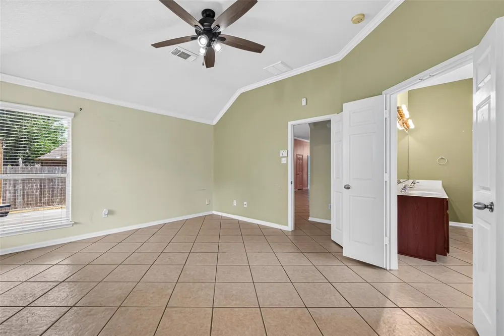 2105 Nassau Drive Seabrook, TX 77586