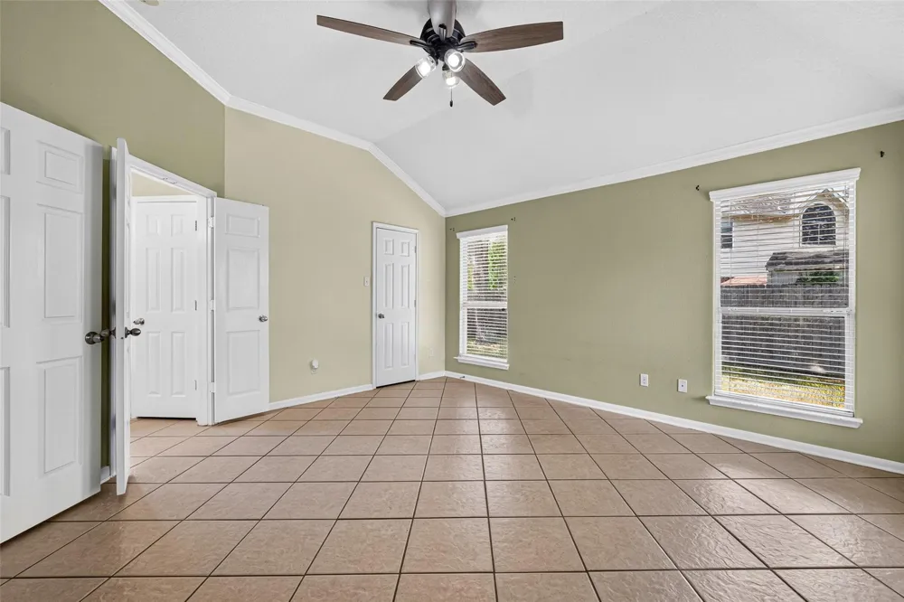 2105 Nassau Drive Seabrook, TX 77586