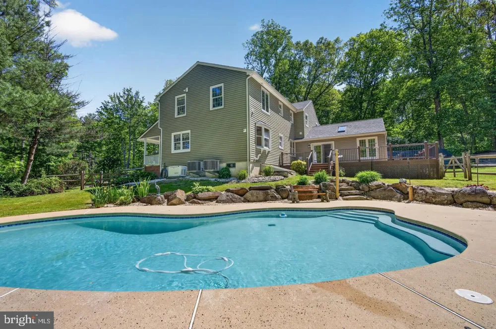 2485 CAMP ROCK HILL ROAD Quakertown, PA 18951