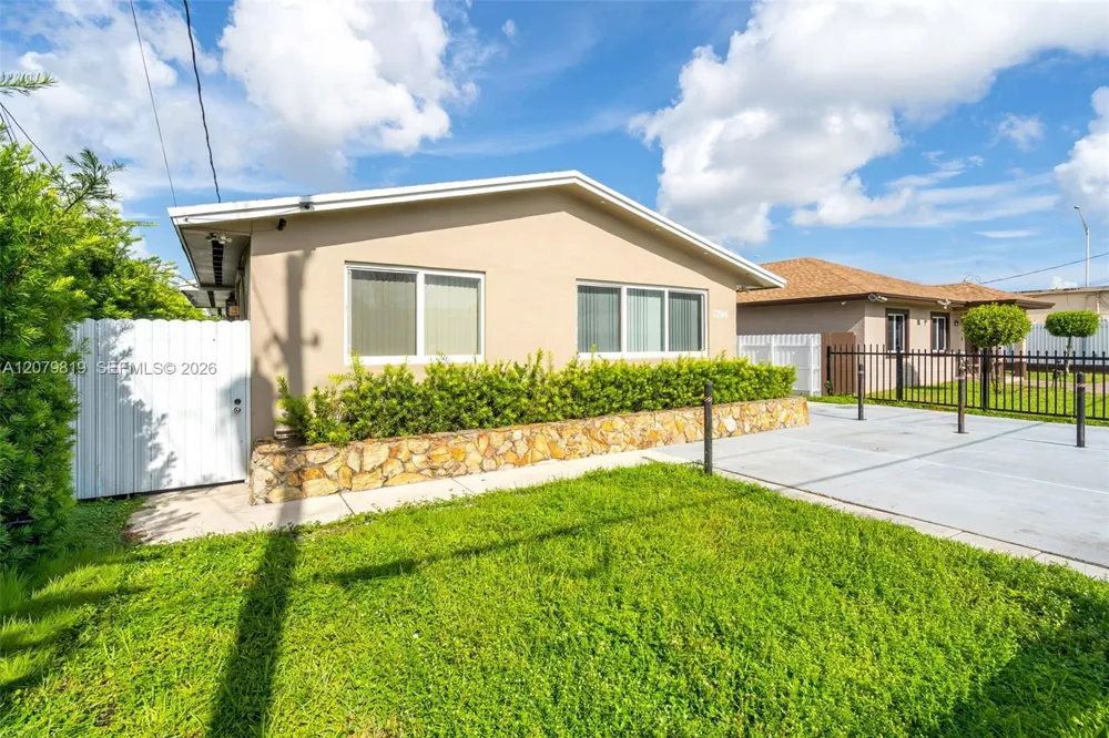 7794 NW 14th Ct Miami, FL 33147