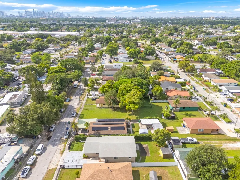 7794 NW 14th Ct Miami, FL 33147
