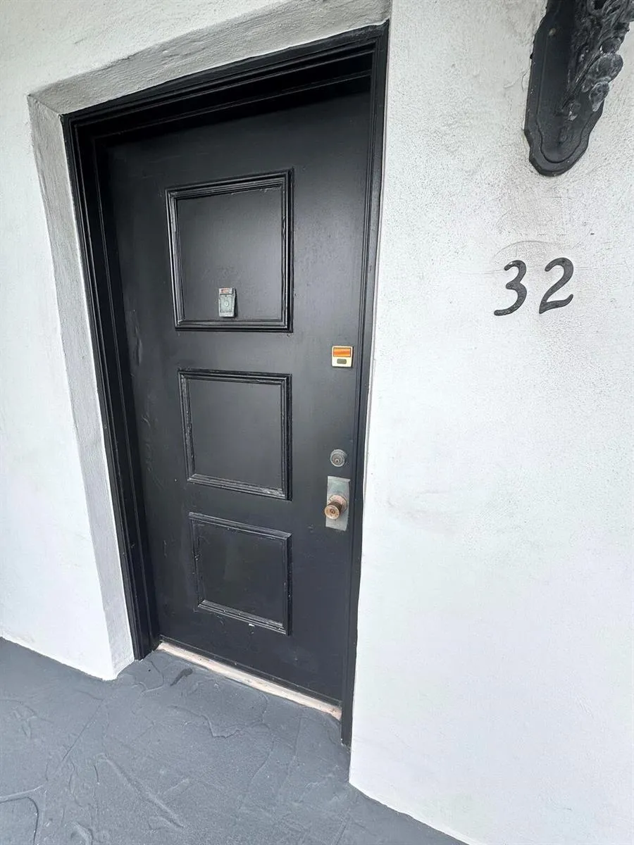 32 NORMANDY A #32 Delray Beach, FL 33484