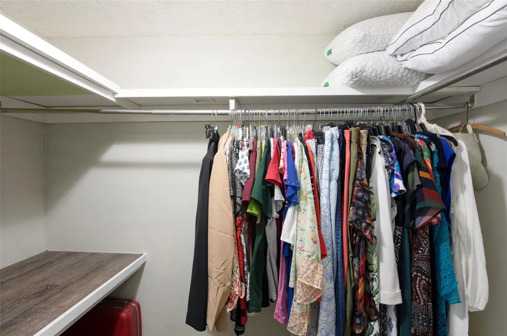4720 LOCUST STREET NE #219 St Petersburg, FL 33703