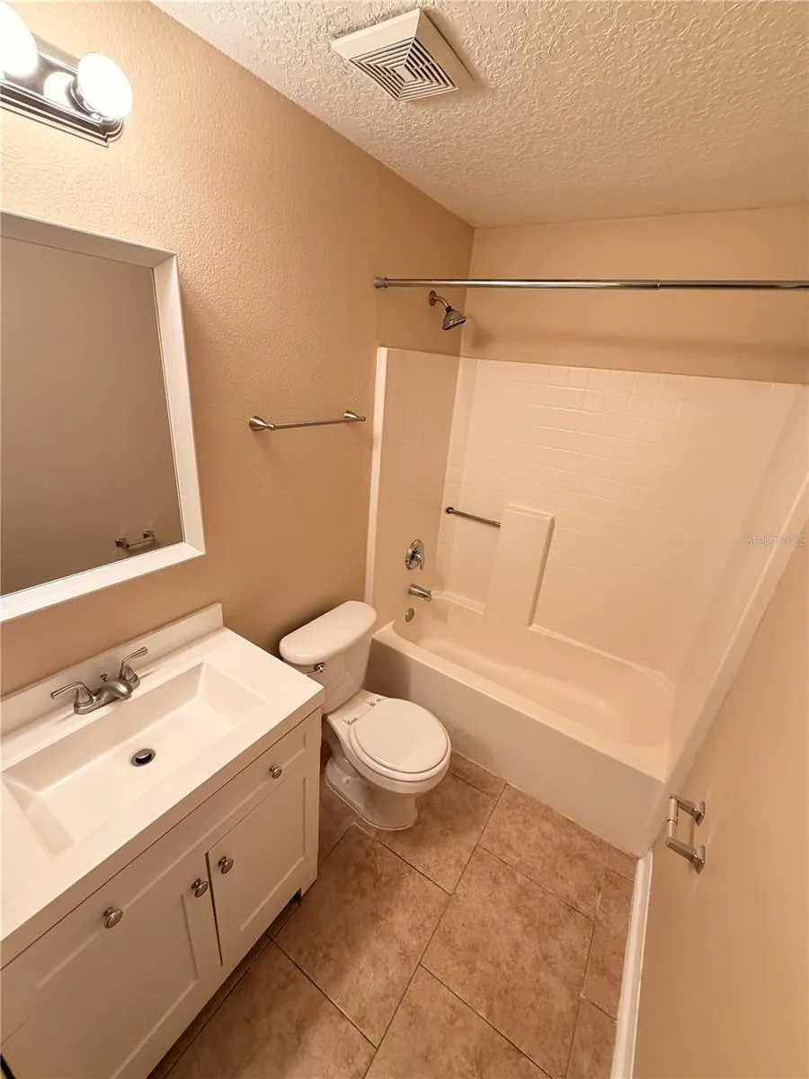 63 RICHMOND DR. Palm Coast, FL 32164
