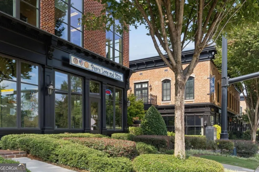 3090 Salisbury DR Alpharetta, GA 30004