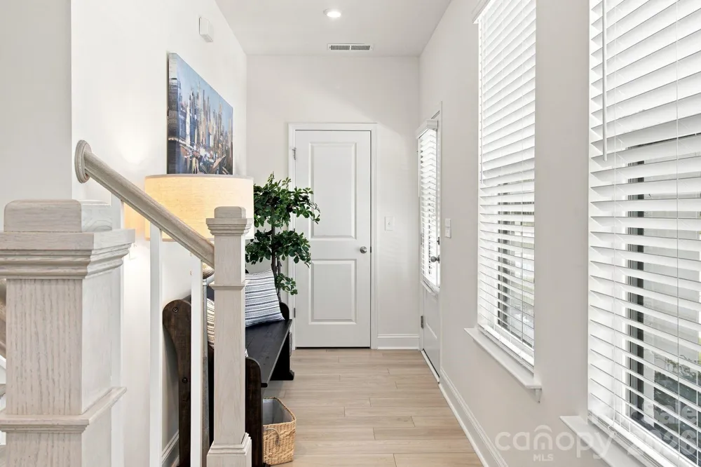 6007 Mariemont Circle Charlotte, NC 28226