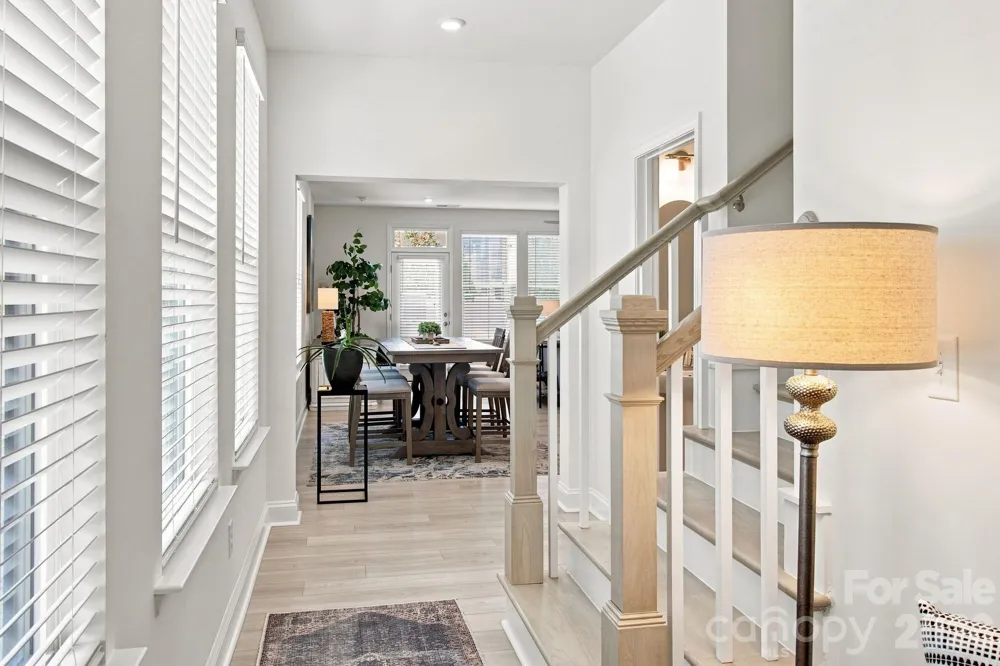 6007 Mariemont Circle Charlotte, NC 28226