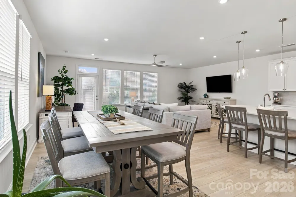 6007 Mariemont Circle Charlotte, NC 28226